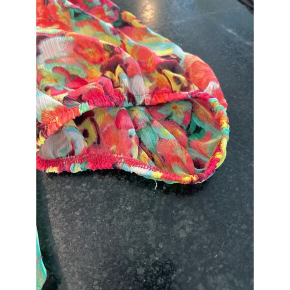 Figueroa & Flower sheer  floral and lace blouse SM - Picture 11 of 11